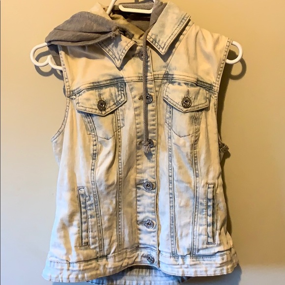Guess denim vest - Picture 1 of 1